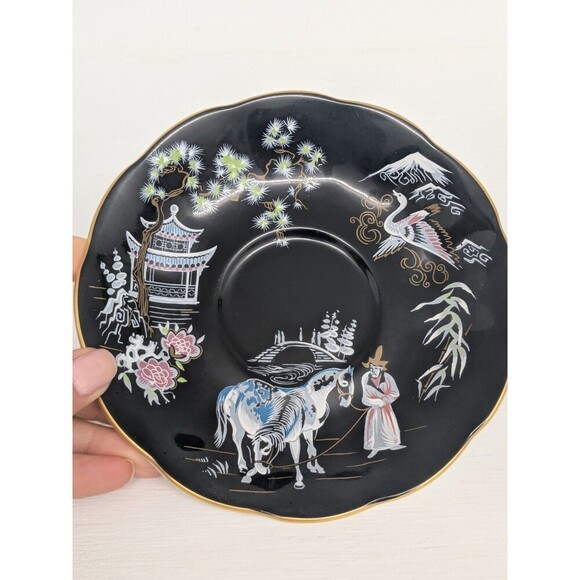 ROYAL ALBERT ORIENTAL TEA CUP SAUCER CHINOISERIE PAGODA HORSES BLACK GOLD *READ* - Picture 8 of 9